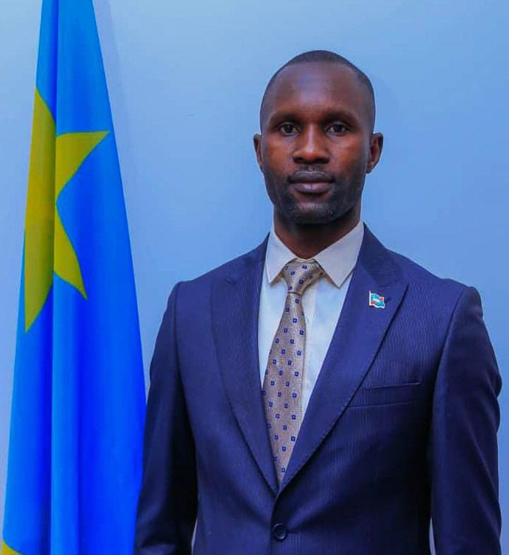 Ituri: Le Sénateur Samy Adubang&rsquo;o appelle au strict respect des mesures contre Ebola