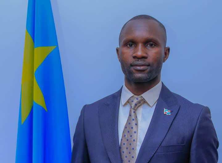 Samy Adubango affirme que Paul Kagame et Corneille Nangaa chercheraient à éliminer Félix Tshisekedi