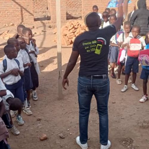 Ituri: U-Report lance une campagne de sensibilisation environnementale dans les écoles de Mahagi