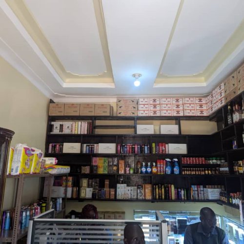 Zaki: un commerçant dédit un mini super- marché