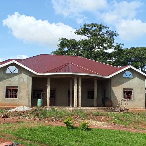 Mahagi:Mobilisation Cruciale à Djukoth pour finaliser le Complexe Administratif​ des Djukoth