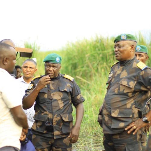 Ituri/Irumu : l’administrateur militaire renforce la sécurité à la frontière RDC–Ouganda