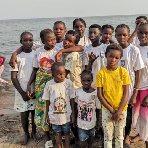 Mahagi/Éducation : Le CS Lumière du Monde en immersion au bord du lac Albert