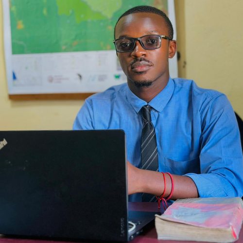 OHADA et exploitation minière : une réflexion scientifique portée par Mokando Akoli Donel