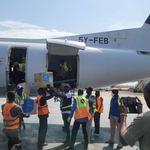 Ebola en Ituri : la MONUSCO achemine près de 30 tonnes de matériel de riposte à Bunia
