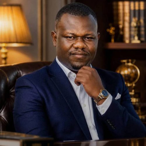 Ituri : Plusieurs enseignants-chercheurs de Mahagi honorés dans le Top 20 provincial, Dieumerci Thuambe réagit avec humilité