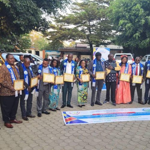 Bunia : 14 personnalités honorées pour leur contribution à la paix et au vivre-ensemble en Ituri