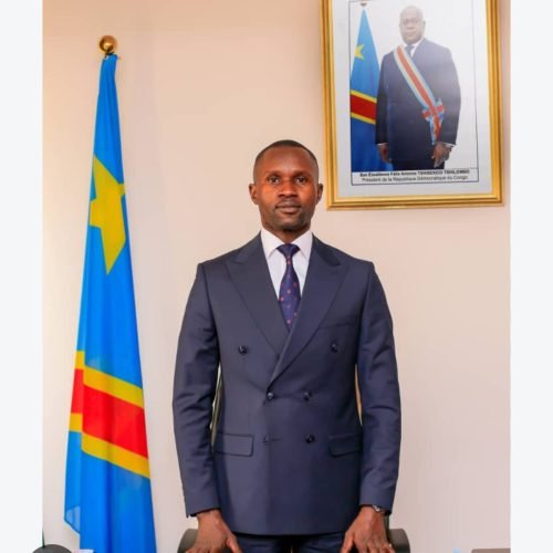 RDC:Devant le Parlement des étudiants,Samy Adubango fustige le «mauvais exemple» de l’élite politique et livre des révélations sur la création de l’Union Sacrée !